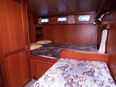 14-roselle-bed-achterin